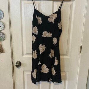 Old Navy Black and Cream Floral Mini Dress